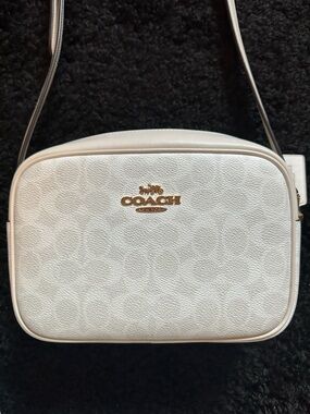 Coach Jamie Camera bag White Pebbled Leather Crossbody with Gold Logo